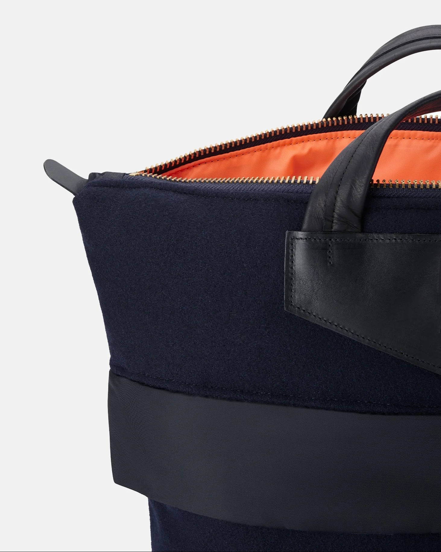 Unisex Gloverall x Minnessak Cross Body Bag Navy - Image 7