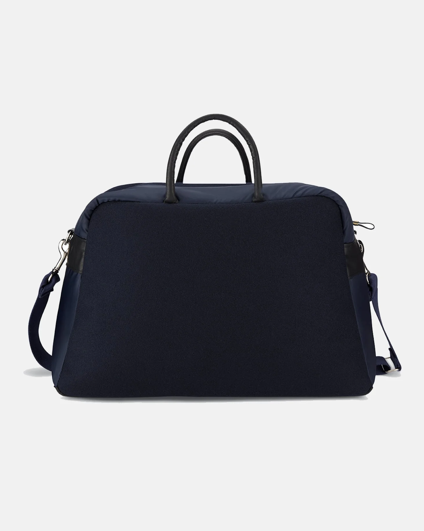 Unisex Gloverall x Minnessak Weekend Bag Navy - Image 3